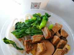 -鑫花溪牛肉米粉(人民广场店)