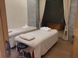 -苑苑vbeauty科技美容SPA