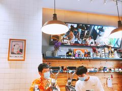 大堂-Be Lived Cafe比例咖啡(摩天轮店)