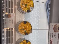 -花花卷卷·鲜食蛋糕(静安久光百货店)