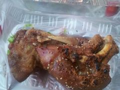 烤猪蹄-美人万三·蚝大人生蚝小馆(昌里路店)