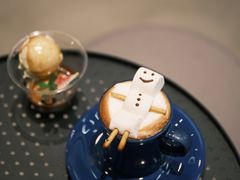 -HUG·拥抱咖啡(郑州宝龙广场店)