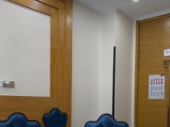 -香山湖家家宴(中山陵店)