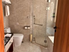 -镇江润扬大桥酒店