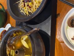 -云海肴·汽锅鸡·云南菜(天山百盛优客店)