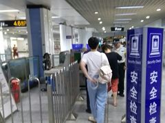-陆家浜路(地铁站)