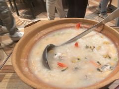 招牌海鲜粥-陈鹏鹏潮汕菜(欢乐海岸 海边景观店)