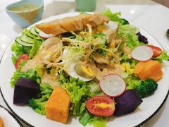 -丽莎沙拉轻食餐厅(国贸店)