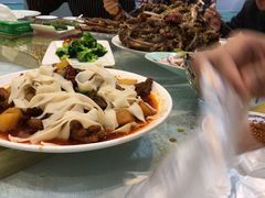 -马尔龙新疆饭店·清真(瑞景店)