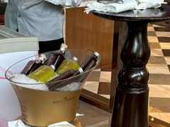 -白天鹅宾馆·美食屋