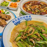 炸八块，这都是招牌 包括吃饭之前会有开胃小菜