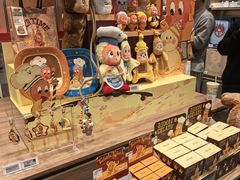 -泡泡玛特POPMART(国金街店)