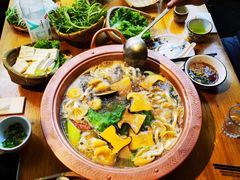 -民食香·腊排骨野生菌美食(木府店)