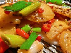 铁板土豆片-湘与香缘·湖南菜(王府井北京市百货大楼店)
