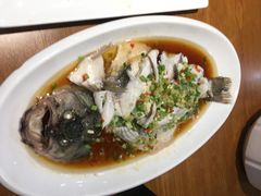 葱油鲈鱼-周锦记广式餐厅