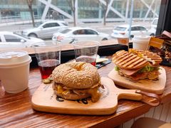 -Catch Bagel(芳草地店)