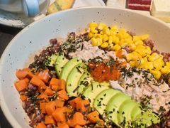 牛油果金枪鱼活力能量碗-卡朋西餐(宝安大仟里店)