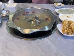 -光头药膳鸡(莱茵小镇店)