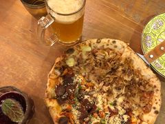 狂野披萨金枪鱼披萨双拼-盘炉forenza·云贵川融合小食堂 ( 钟楼中柳巷店)