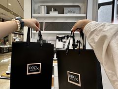 -百盛(万象城店)