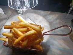 -Gurls Lounge GL酒吧