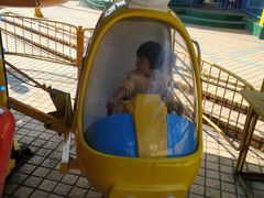 -顺德大良半月城游乐场