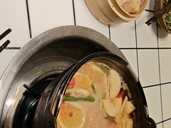 -扎起市井老火锅(乐山总店)
