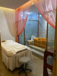 -苑苑vbeauty科技美容SPA