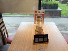 -必胜客(宝杨路宅急送店)