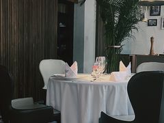 -Erman岩烧牛排(虹桥南丰城店)