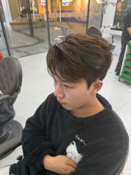 -尤司男士国潮理发馆