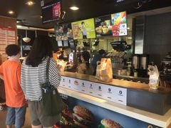 -麦当劳(健德桥得来速店)