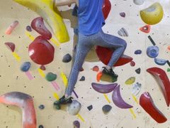 -问山MountQuest攀岩馆