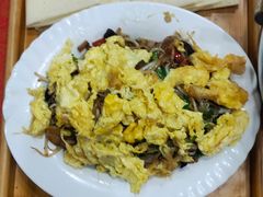 煎饼四合菜-龙香居海鲜浑锅家常菜·特色驴肉