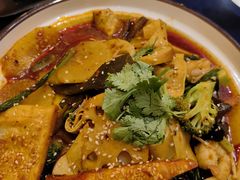 -伊带伊路新疆美食府(呼家楼店)