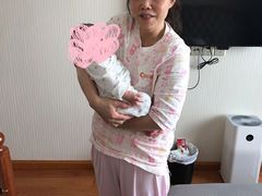 -爱的果实月嫂育婴师(世纪东方店)