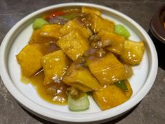 -闫府私房菜·百年鲁菜(恒隆店)