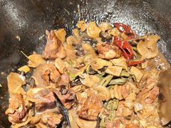 -万里闯关东铁锅炖菜馆(高新旗舰店)