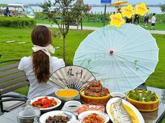 -七的湖·晚芳亭·阳澄湖农家菜·大闸蟹(莲花岛店)