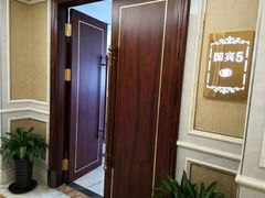 -沪华海鲜大酒楼(南汇店)