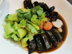 -香山湖家家宴(中山陵店)