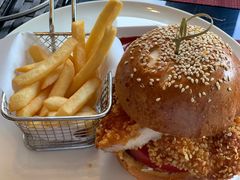 -WOLFGANG PUCK KITCHEN & BAR(迪士尼小镇店)