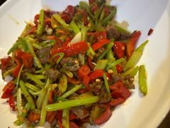 -佬牌火辣辣衢州特色菜(皇冠总店)