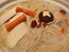 -三人行骨头王火锅(长寿店)