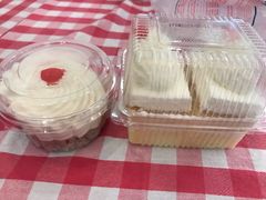 -红宝石·鲜奶小方·海派西点房(南丹店)