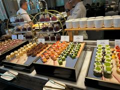 -圣丰索菲特·2 On 988 Café 自助餐厅