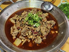 -大众跷脚牛肉馆·非遗传承单位(峨眉山店)