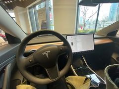 -TESLA 特斯拉(上海太古汇体验店)