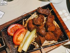 铁锄牛排-穹六人间 people 6(岳阳路店)