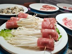 -钱小主·自助回旋烤肉火锅餐厅(东方新天地店)
